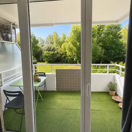Jardin D'auriane T2 Avec Piscine Pres De Bordeaux Apartmán *